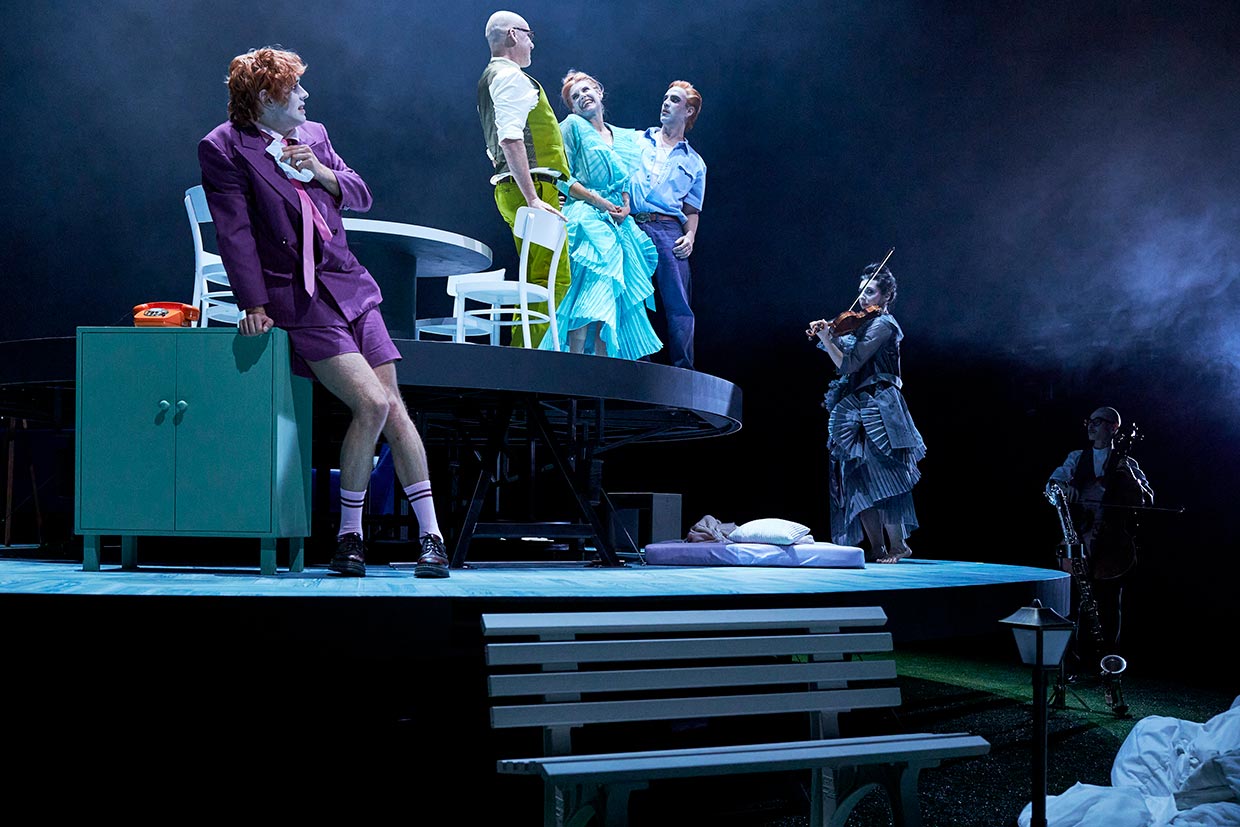 01 Eines langen Tages